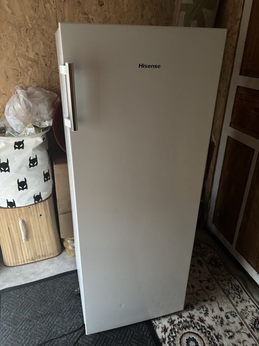 Продам морозильную камеру