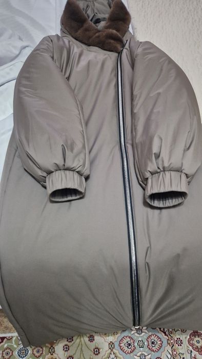 Зимный пуховик 50-52-размер