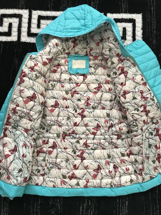 Дамско яке с качулка