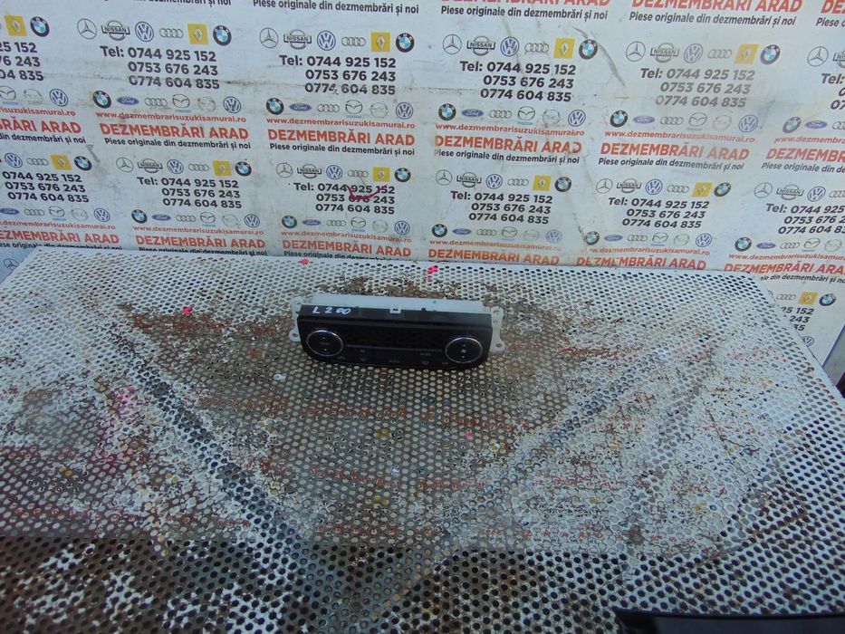 Climatronic Mitsubishi l200 cod 7820b270 panou comenzi clima