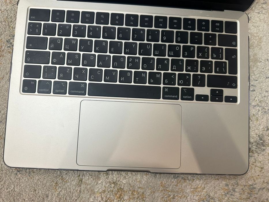 MacBook Air M2 13 дюймов только продажа