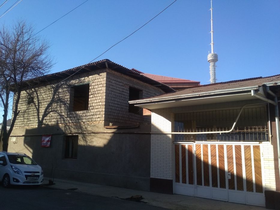 Продаётся дом рядом с речкой