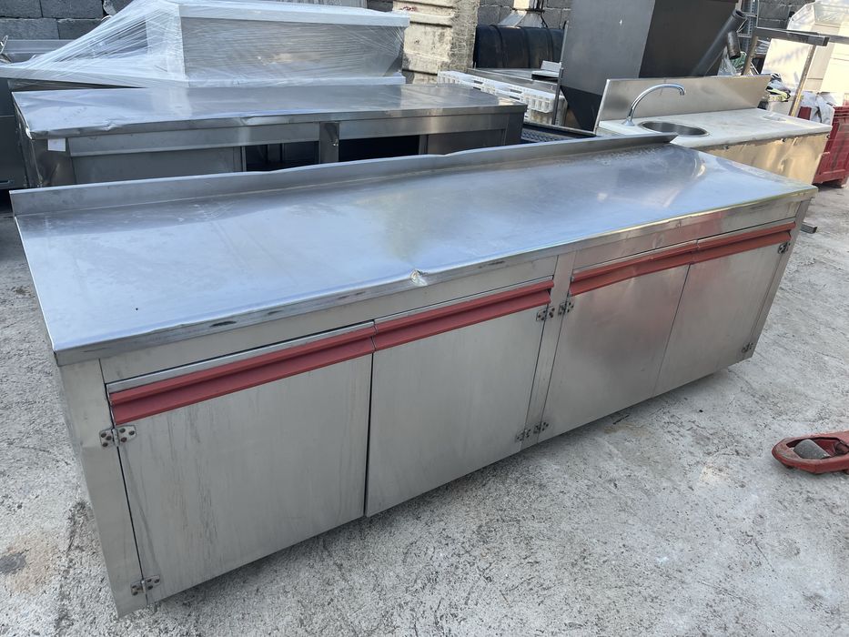 Работна маса шкаф  неръждавейка