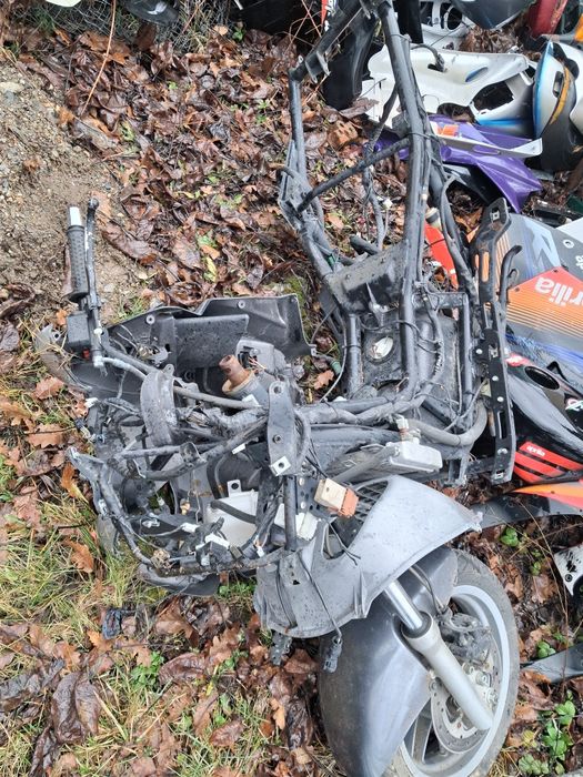 Piaggio X9 250 на части