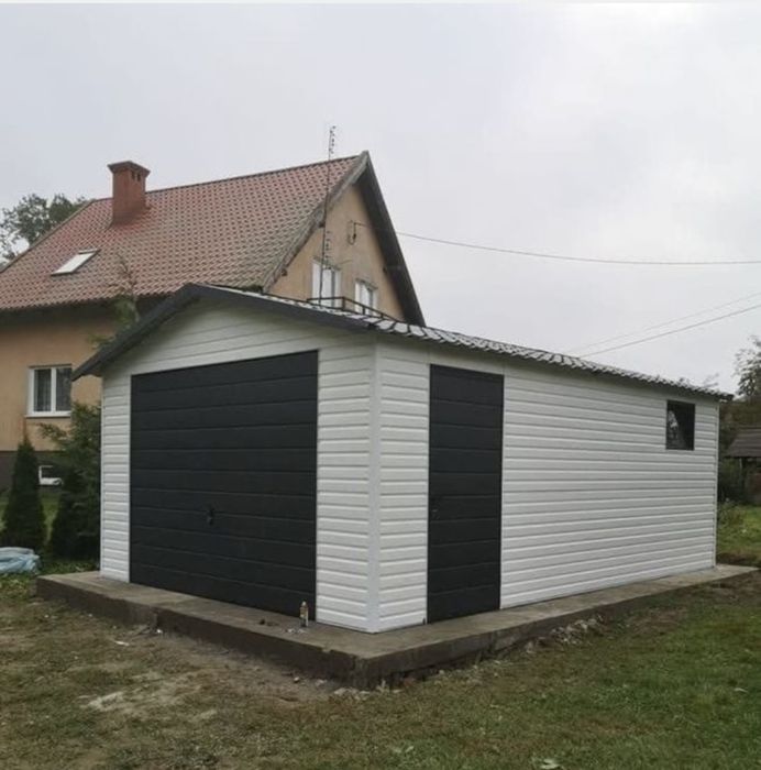 Garaje auto pe structura metalica