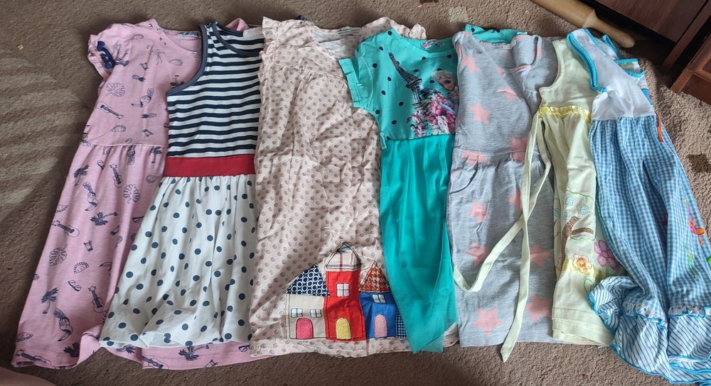 Пакет вещей за 5000 на девочку 6-7 лет..Сортировка