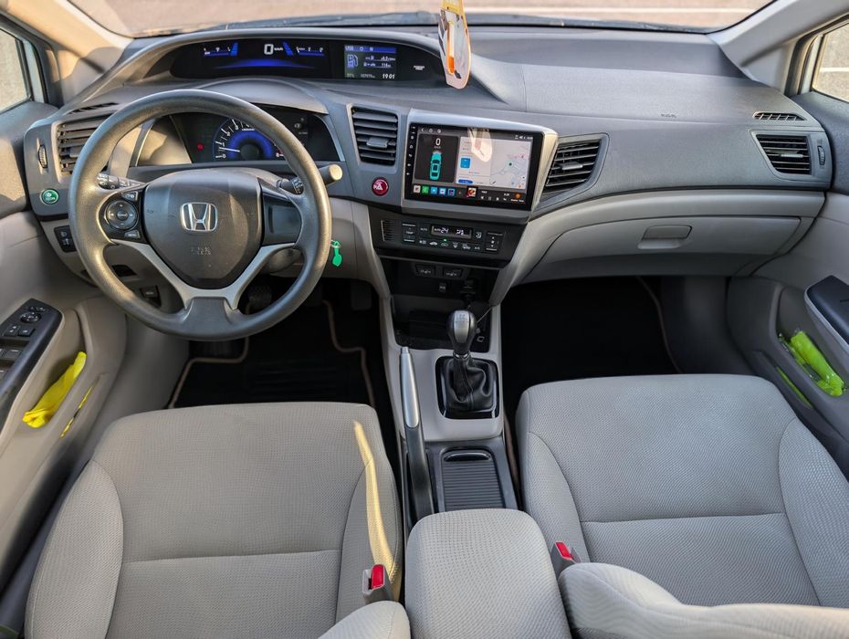 Honda Civic Sedan 1.8 i-VTEC 2016 – Unic proprietar – 108.000 km – Stare excelentă