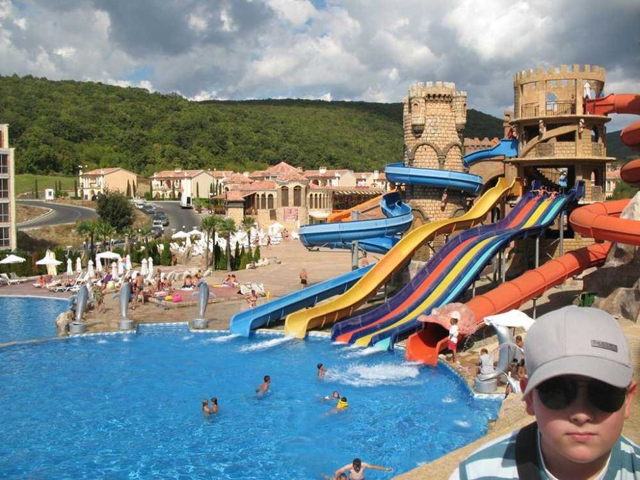 Продава се Къща в к.к. Елените - 217 кв.м за 1452 €/кв.м - Снимка #18