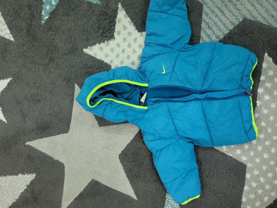 Бебешко яке nike