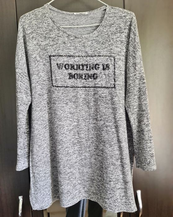 Pulover subtire despicat pe parti