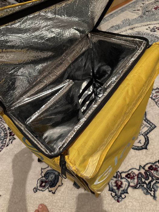 Срочно продаю термосумку Glovo