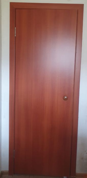 Продам двери межкомнатные