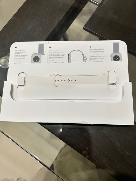 Оригинална каишка за Apple watch Series 11