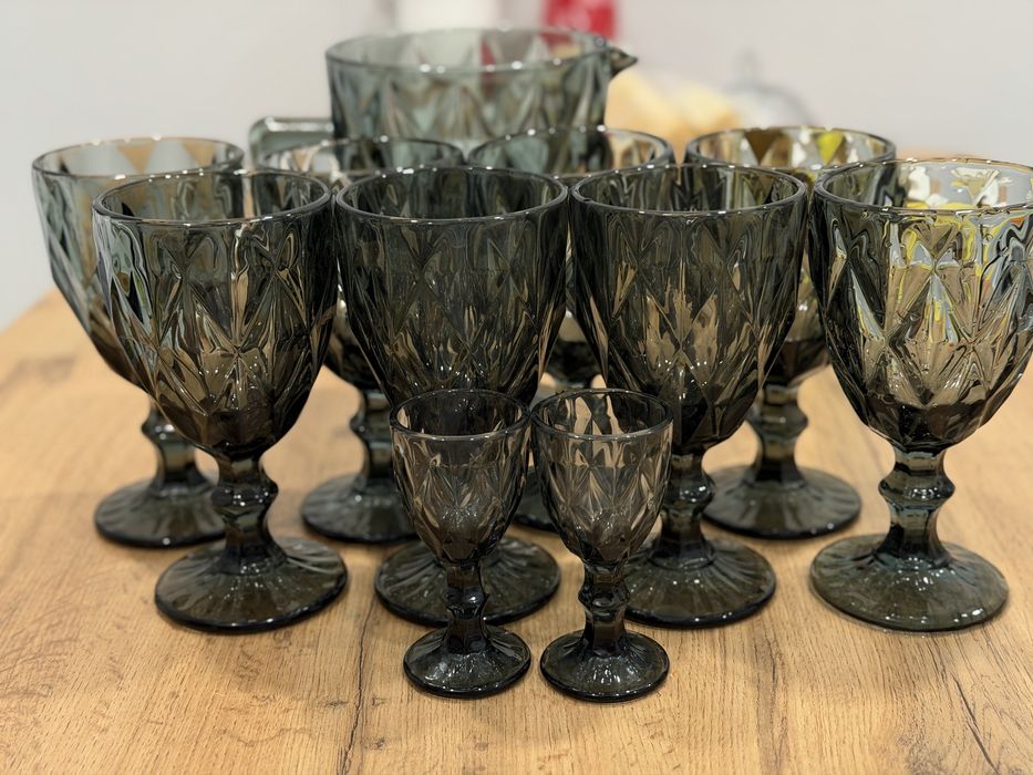 Фужеры графин и рюмки