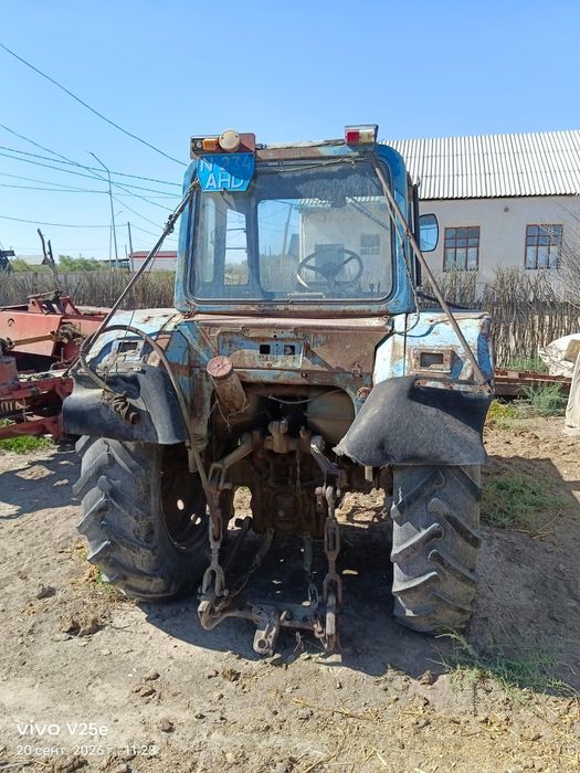 Трактор прессподборщик