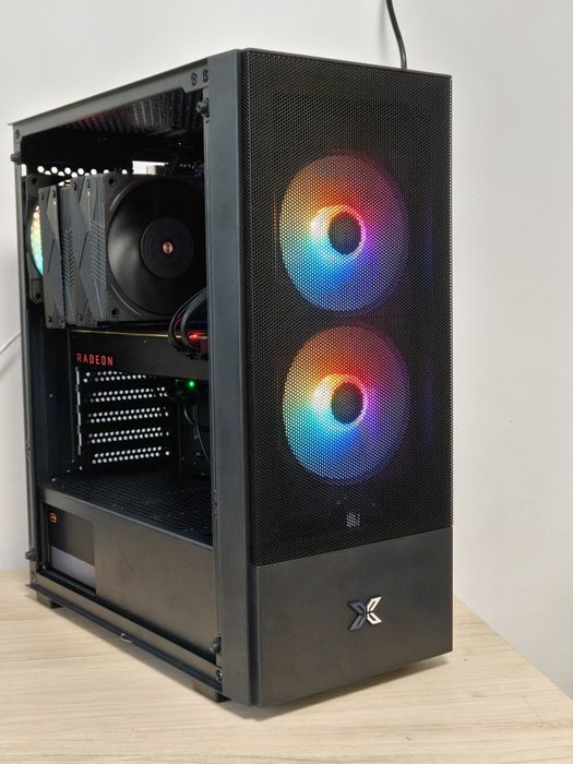 Компютър Xeon E3-1270 v6 / Vega 64 8GB / 20GB DDR4 / SSD 480GB + HDD 500GB