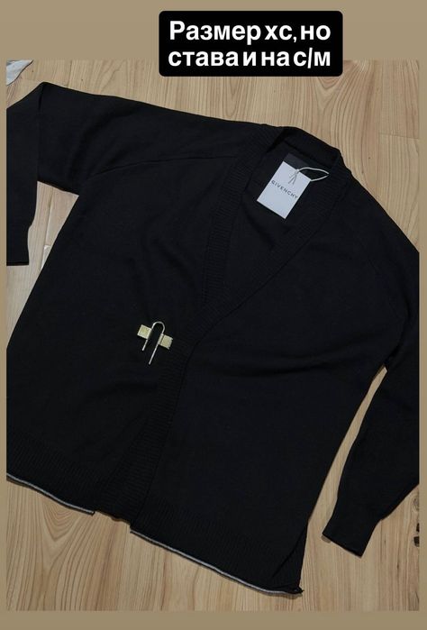 Оригинална жолетка Givenchy С/М