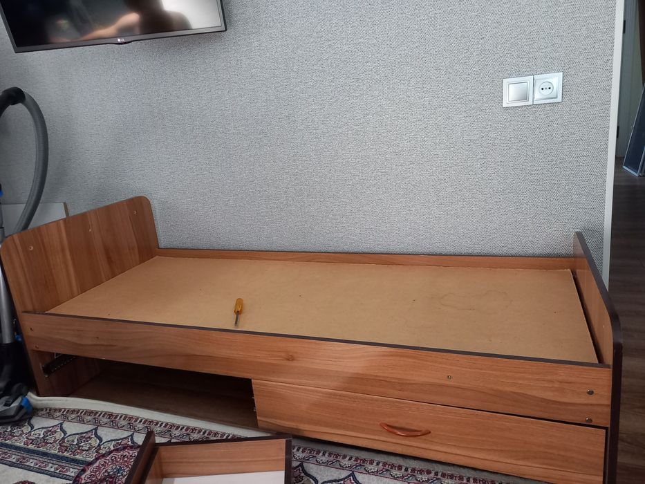 Б/у Кроватка с люлькой в комплекте