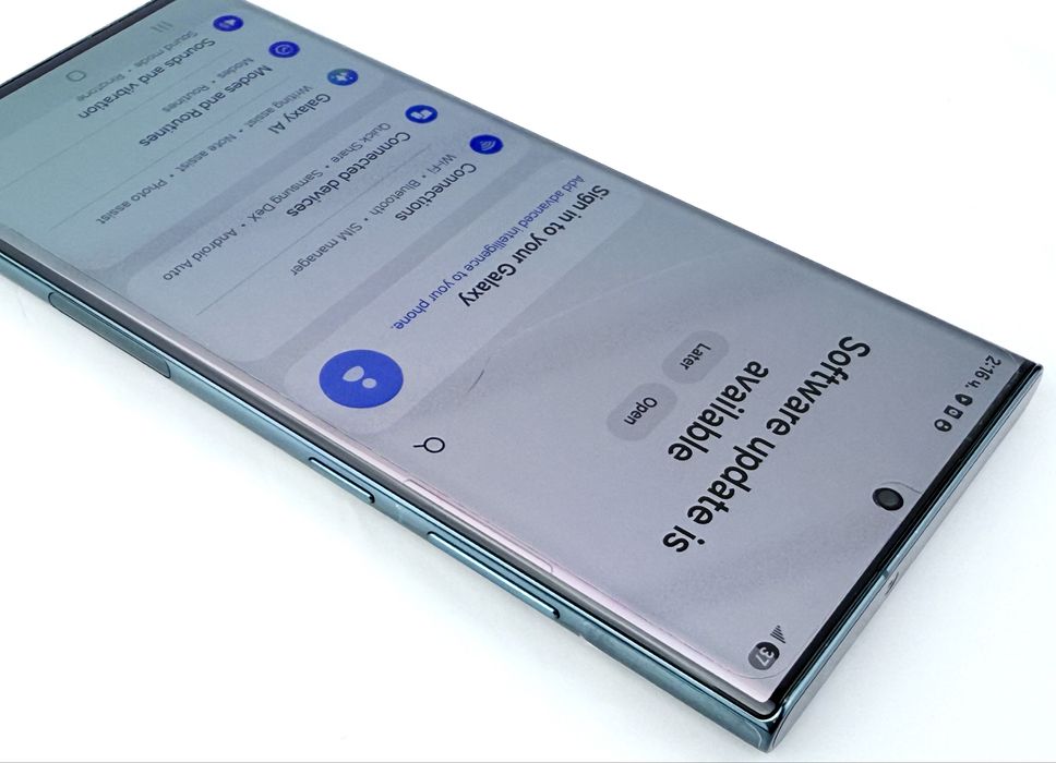 Samsung Galaxy S22 Ultra 5G 256GB 8RAM Green Отличен!