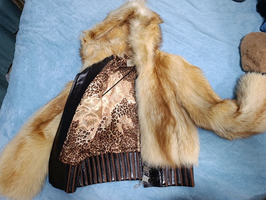 Продам шубку автоледи енот