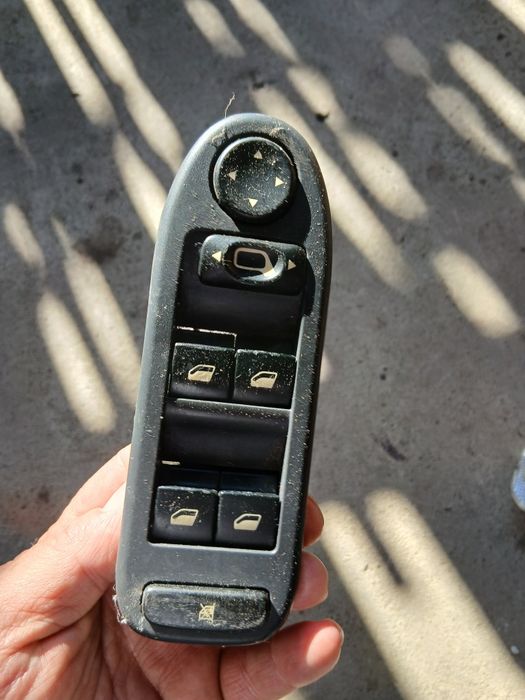 Части за ситроен ц4 2003