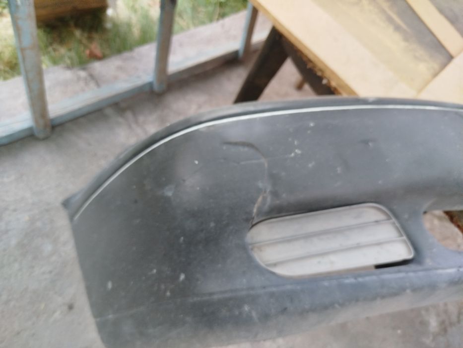 Продам все бампер, левое и правое крыло переднее