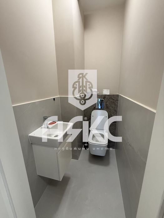 Дава се под наем Тристаен апартамент в София, Студентски град - 126 кв.м за 1020 € - Снимка #6