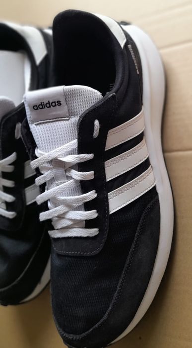 Adidas de sport de băieți