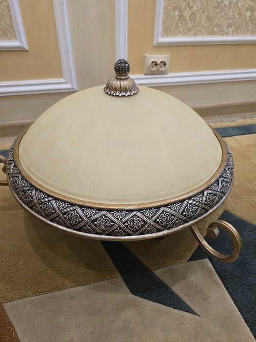 Люстра красивая солидная