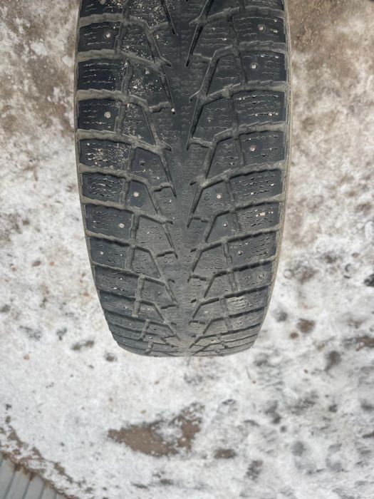Продам шины. Сезон зима 265/65R17