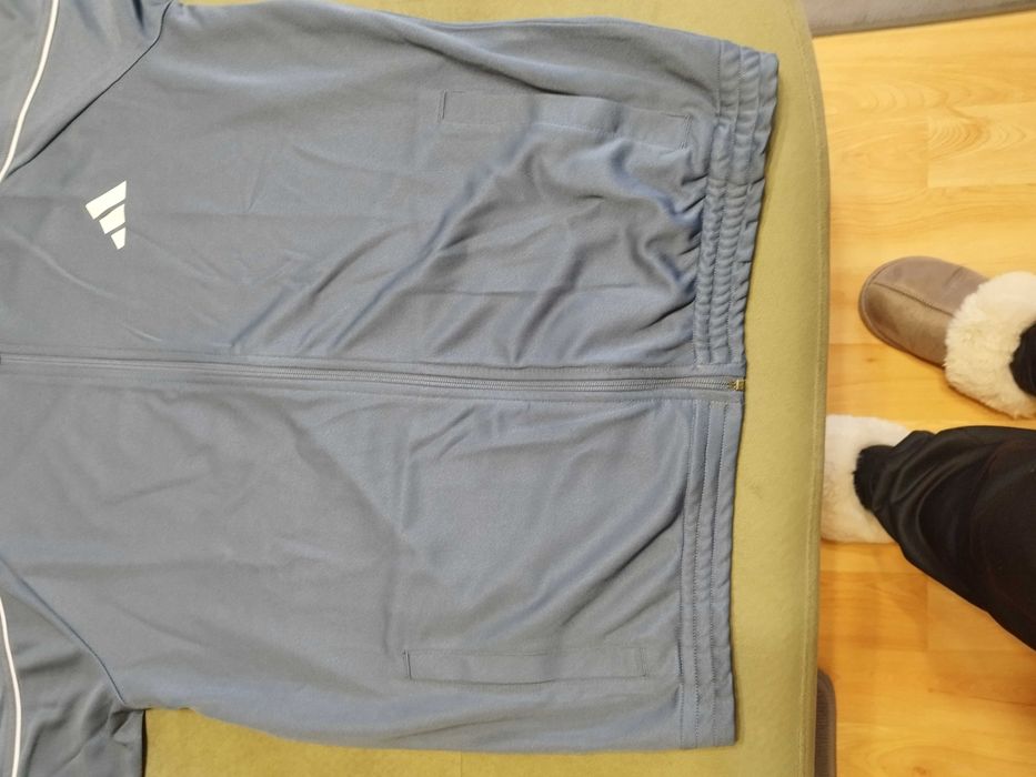 Пролетно летен оригинален екип на ADIDAS размер XL