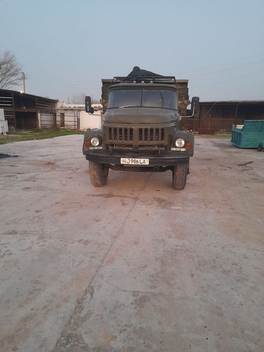 Зил самосвал сотилади