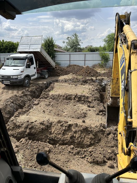 De închiriat Buldoexcavator și basculantă 7,5t