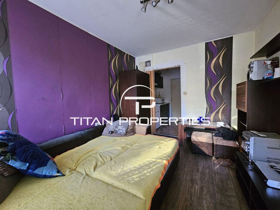 Продава се Едностаен апартамент в Варна, Левски - 20 кв.м за 2925 €/кв.м - Снимка #2