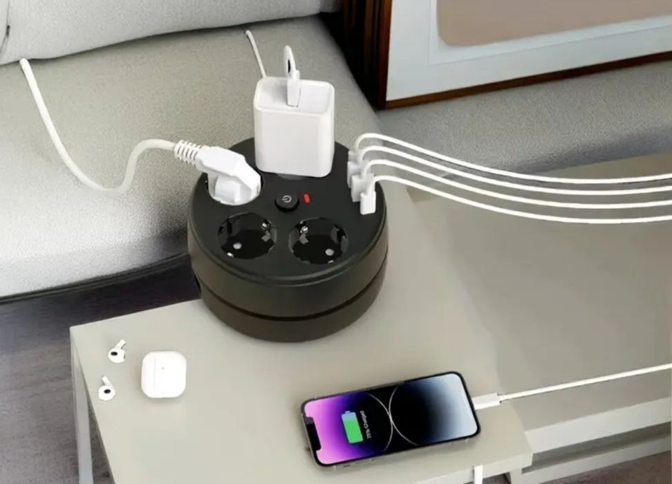 Кръгъл разклонител,с прибиращ се кабел 1,8м.