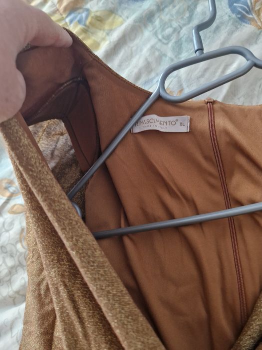 Rochie gold de seara Rinascimento