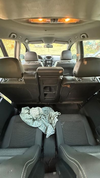 Piese Opel Zafira b 2010