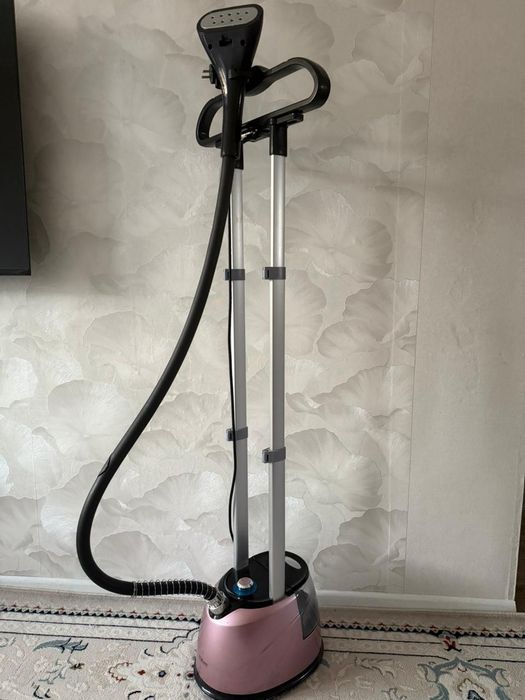 Паровой утюг в отличном состоянии. 6000 тг.