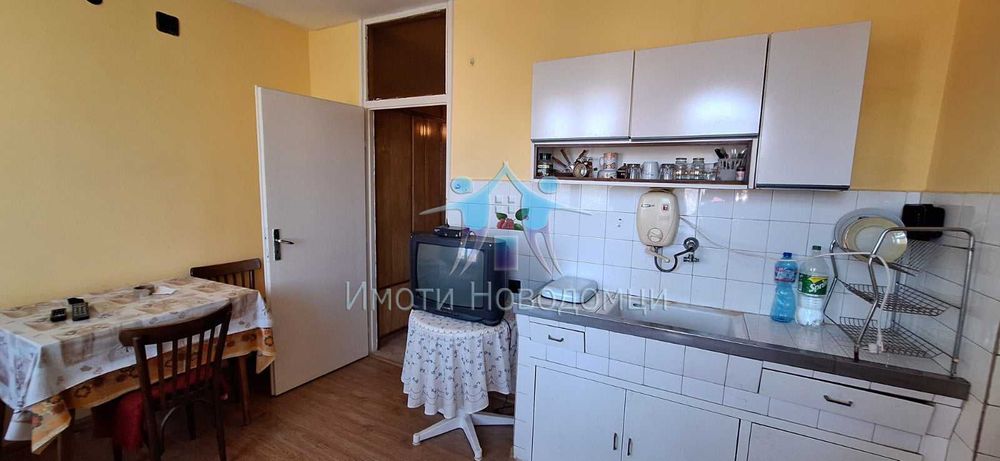 Продава се Тристаен апартамент в Шумен, Пазара - 88 кв.м за 1177 €/кв.м - Снимка #3