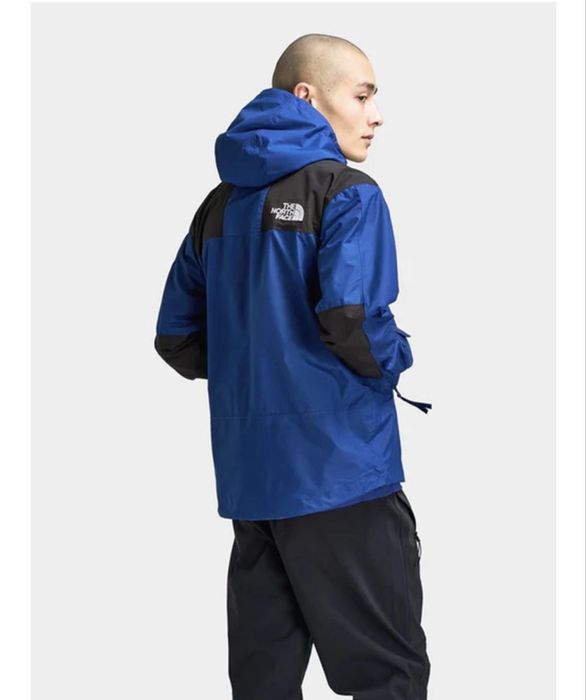 Ветровка The North Face Mountain Jacket