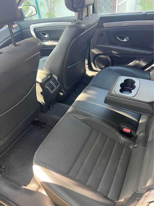 Renault Laguna 2.0 dci 2011