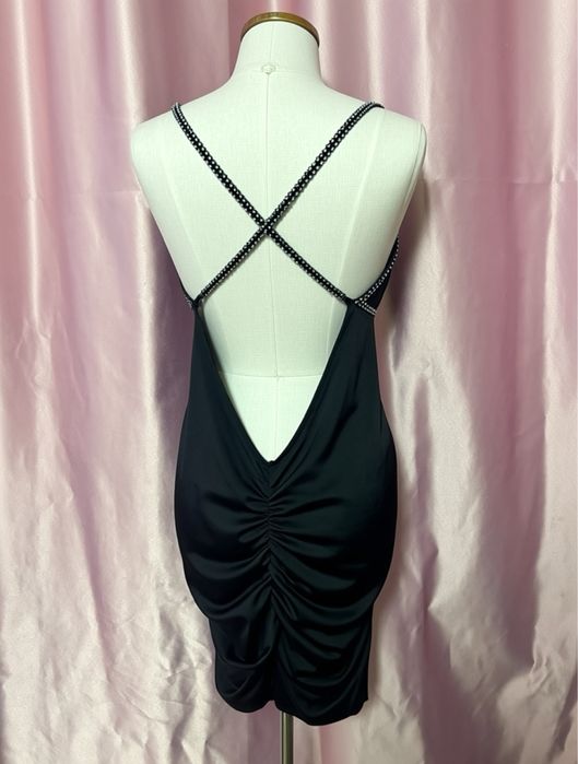 Rochie cu spatele gol, S