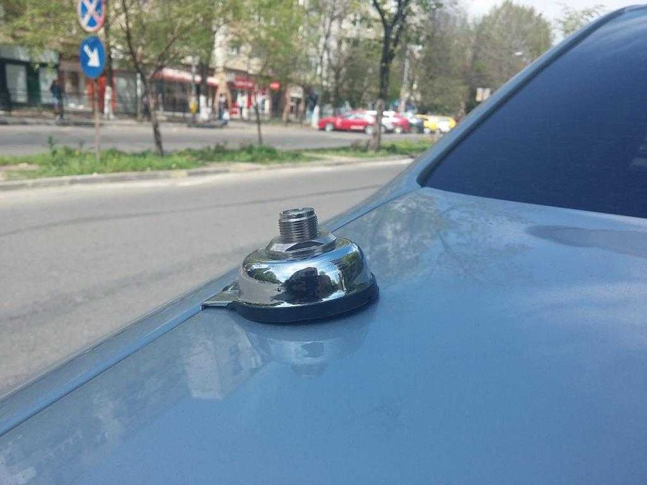 Antene / Montura antena CB  prindere  Plafon / Porbagaj