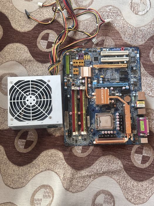 Рабочий комплект: Плата Gigabyte + Видеокарта+кулер