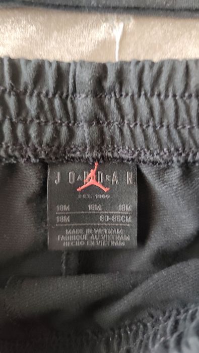 Costum Jordan bebelusi