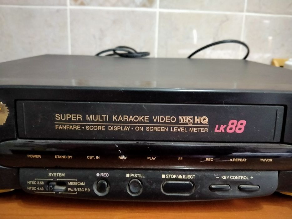 Продам видео проигрыватель LG в отличном состоянии