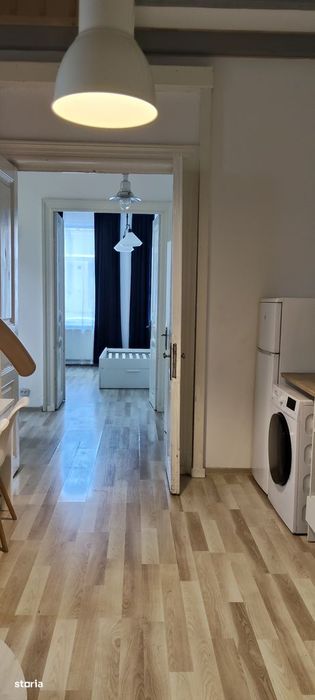Casă cu 3 dormitoare, 3 bai de închiriat