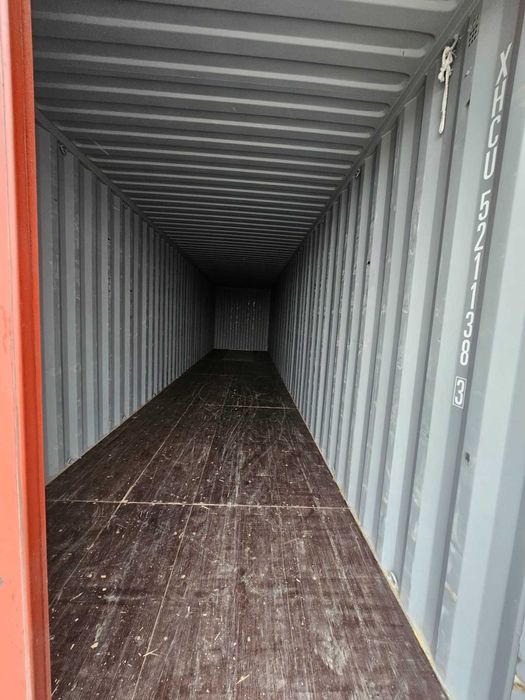 Моркси контейнери за склад под наем