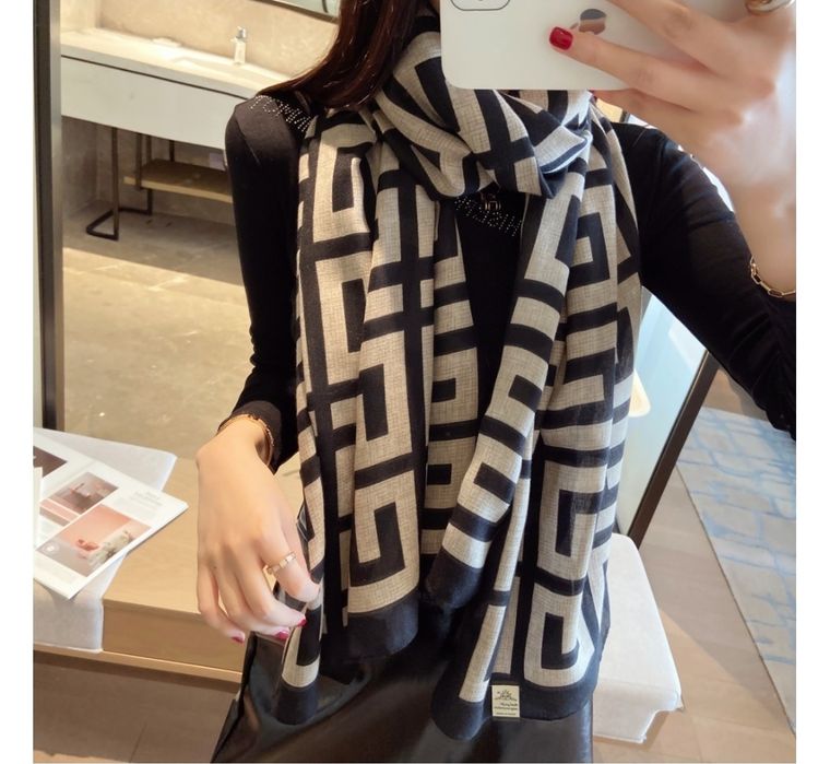 Палантин женский