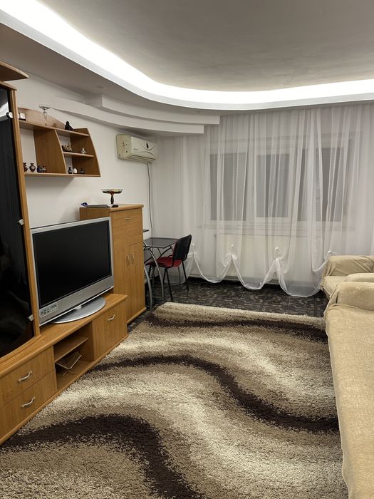 Apt 2 cam decomandat parter Tineretului